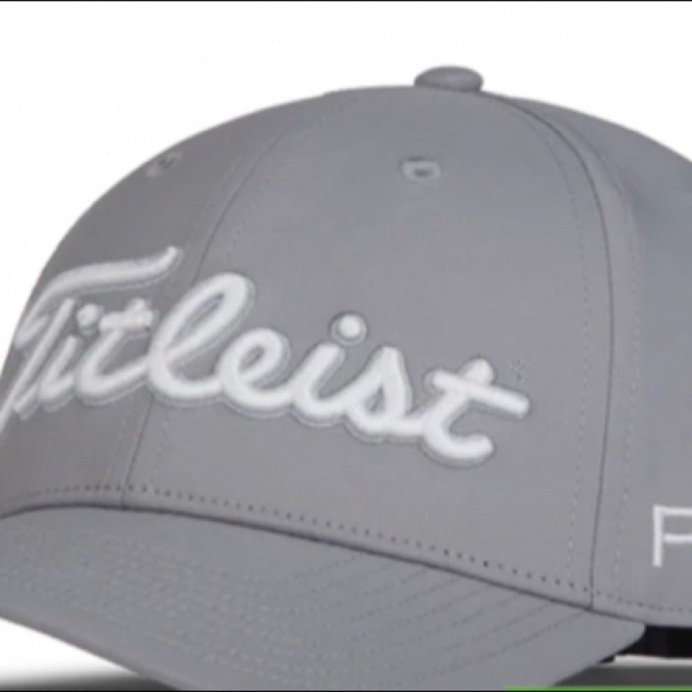 New never worn Titlelist Cap